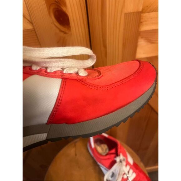 ORANGE/WHITE MICHAEL KORS ALLIE MODEL SNEAKERS WOMEN'S SIZE US 6.5M - Picture 12 of 14